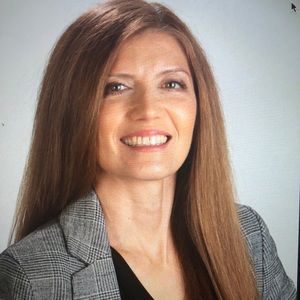 Meet your Posher, Rozita